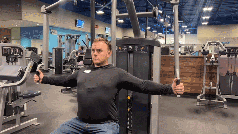 pec deck machine
